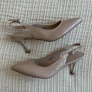Pointed-Toe Slingback Pumps - Nude Snake, Size 7